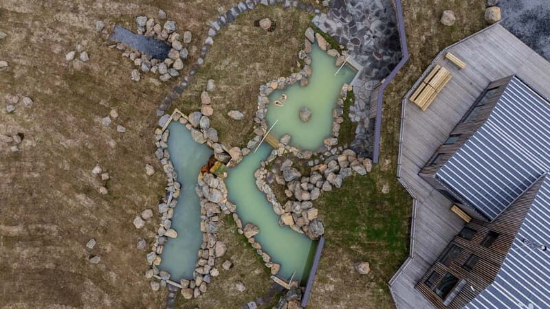 A day in Kerlingarfjöll: Highlands and hot springs - What’s Included and What’s Not