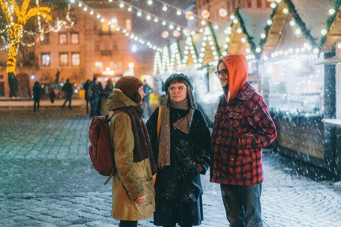 A Joyful Christmas: Private Walking Tour in Quebec - A Closer Look at Each Stop