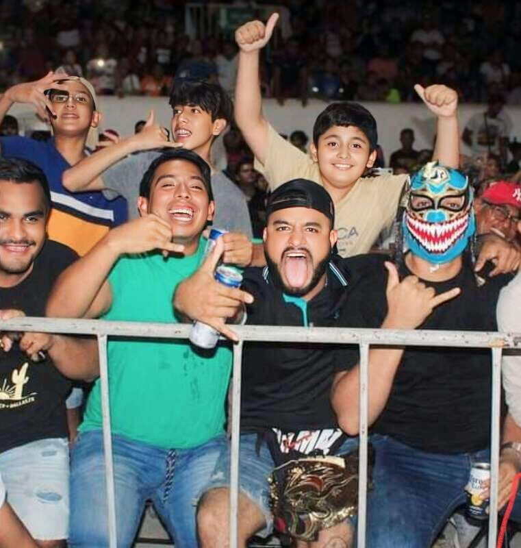 Acapulco: SUNDAY'S Wrestling Experience, Tacos & Tequila - Who Should Consider This Tour?