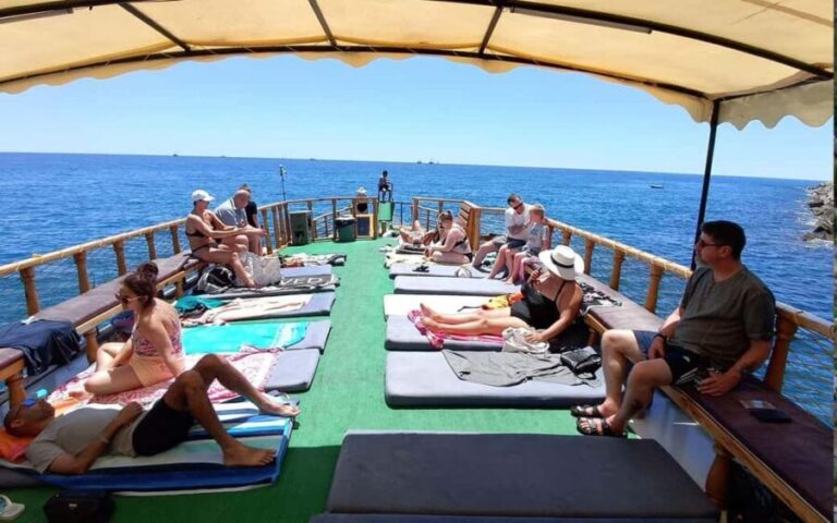 Alanya: Relaxing Boat Tour w/ Lunch, Without Foam Loud Music - The Food: A Turkish Feast