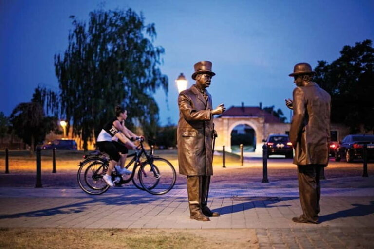 Alba Iulia: Carolina Citadel Guided Tour - An In-Depth Look at the Tour Experience