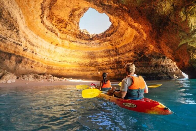 Algarve: Benagil Cave Sunrise Kayak Tour with Shower Use - Itinerary Breakdown