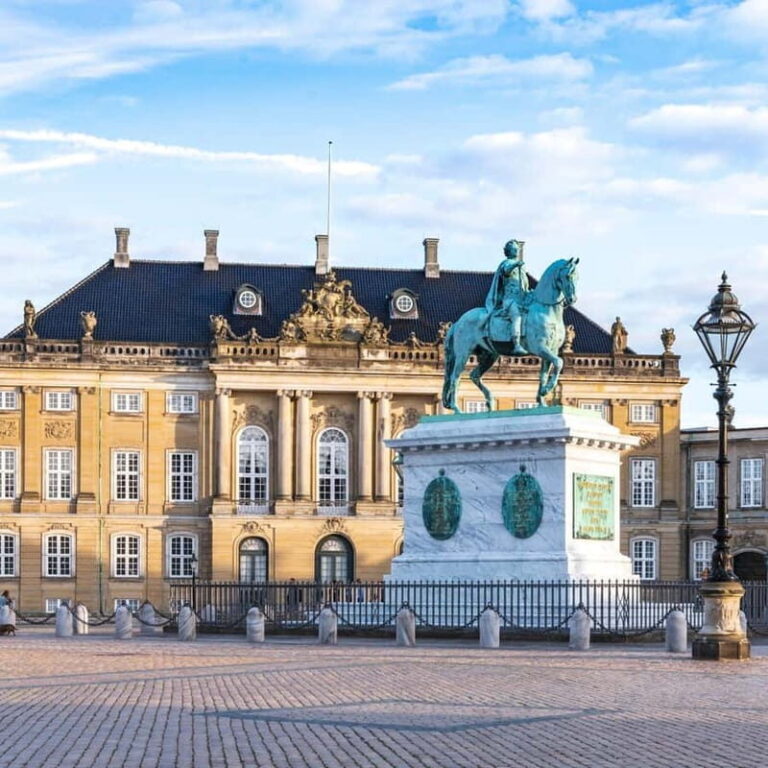 Amalienborg Palace, Nyhavn, Frederiks Kirke, Copenhagen Tour - Additional Details and Practicalities