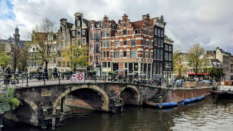 Amsterdam: 2-hour Rembrandt & Van Gogh walking tour - The Experience of Walking and Learning