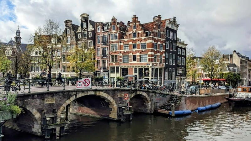 Amsterdam: 2-hour Rembrandt & Van Gogh walking tour - The Experience of Walking and Learning
