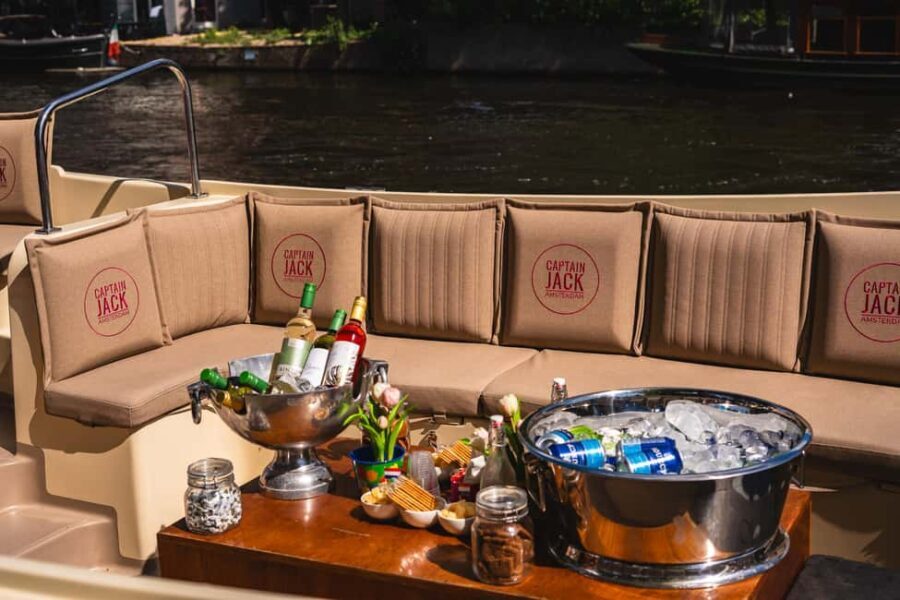 Amsterdam: 90-Minutes Small Group Canal Cruise with Drinks - Analyzing the Value