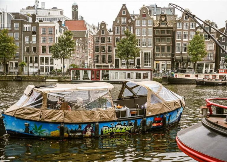 Amsterdam Daytime Boat Private Canal Cruise Tour With Guide - The Itinerary and What to Expect
