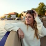 Amsterdam: Evening Canal Cruise With Unlimited Drinks Option - Location and Logistics