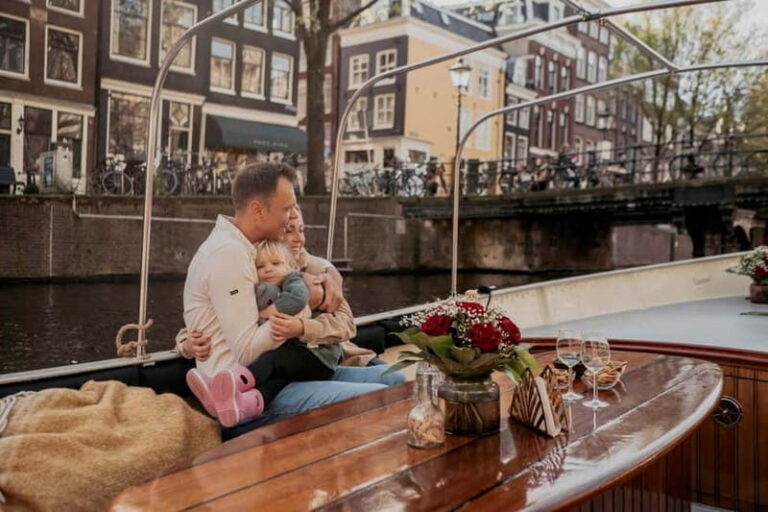 Amsterdam: Private Canal Cruise with snacks and drinks - Why This Tour Is Worth Considering