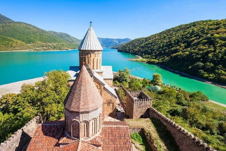 Ananuri, Gudauri, and Kazbegi Private Tour - What Travelers Can Expect