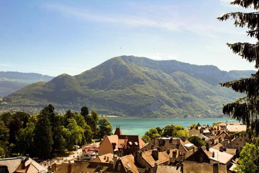 Annecy: 2-hour Best Intro Walking Tour with a Local - What Makes This Tour Stand Out?