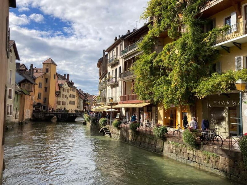 Annecy : Private Guided Tour - Practical Details and Value