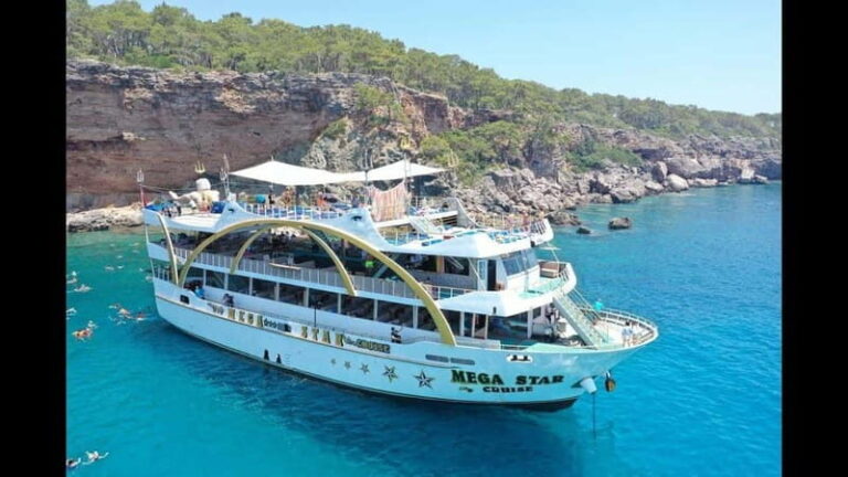Antalya Kemer Boat Tours (Foam Party) with Lunch - The Lunch and Amenities