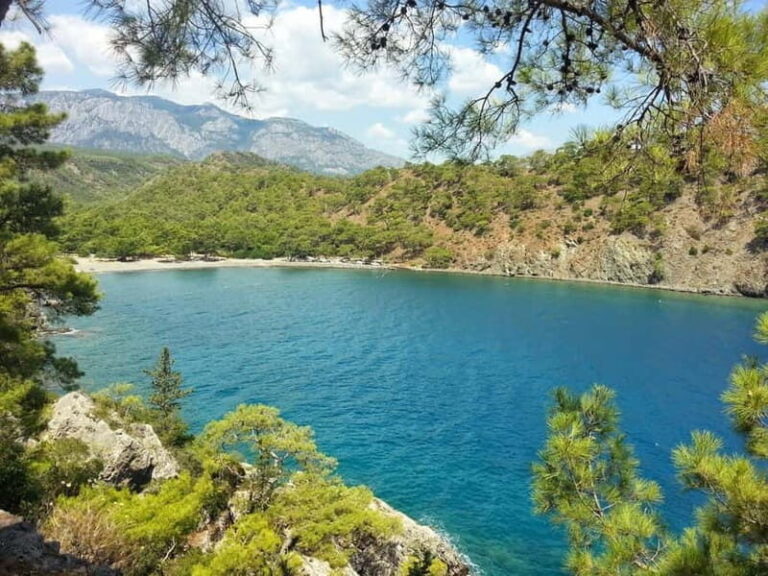 Antalya/Kemer Megastar Boat Trip w/Lunch & Hotel Pickup - What Reviewers Loved Most
