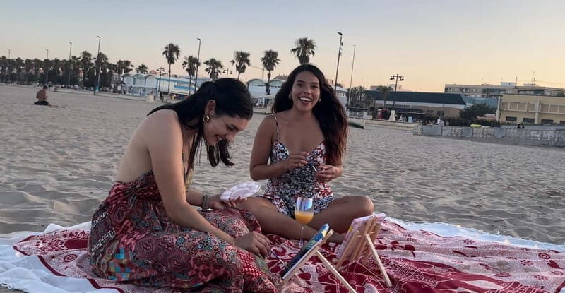 Art and Ocean Breeze: Painting Experience. - What Makes It Special?