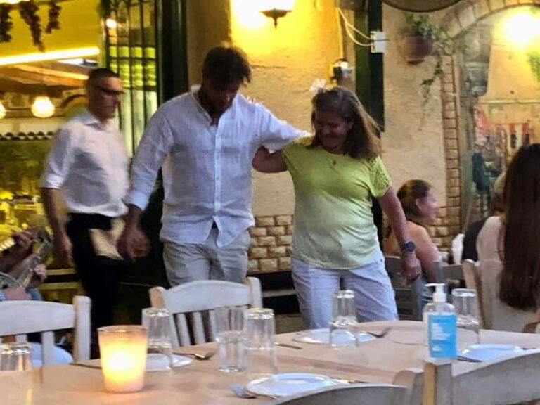 Athens & Beyond: Your Day, Your Way with a Local Expert - Why Choose This Tour?