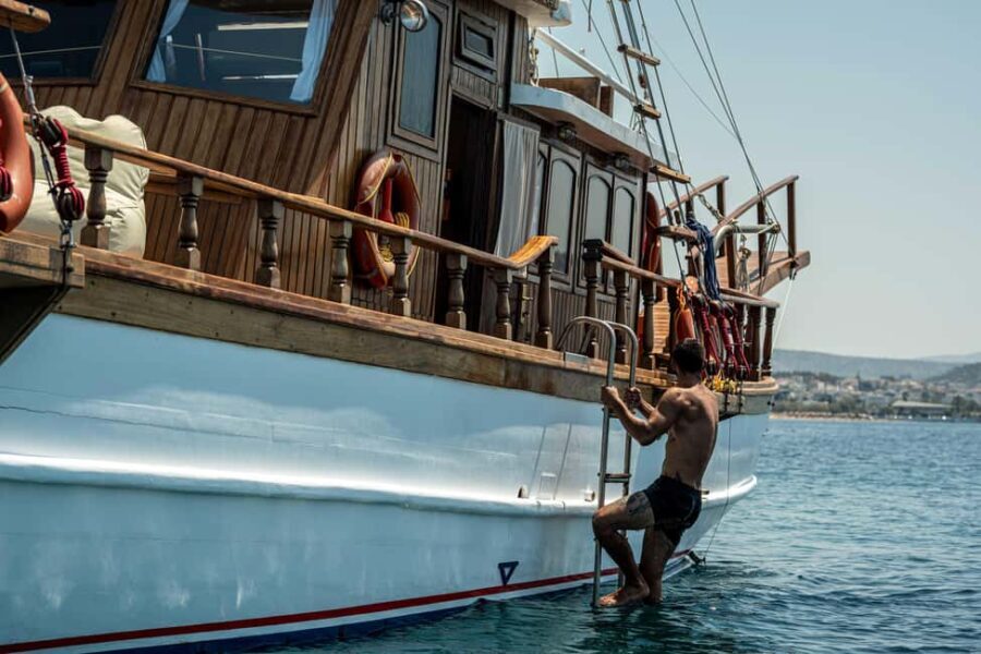 Athens: Saronic Gulf Cruise with Breakfast and Drinks - The Itinerary: What to Expect During Your Cruise