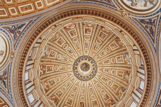 Audio Guided Tour of St. Peter's Basilica - Exploring the Basilica: A Deep Dive
