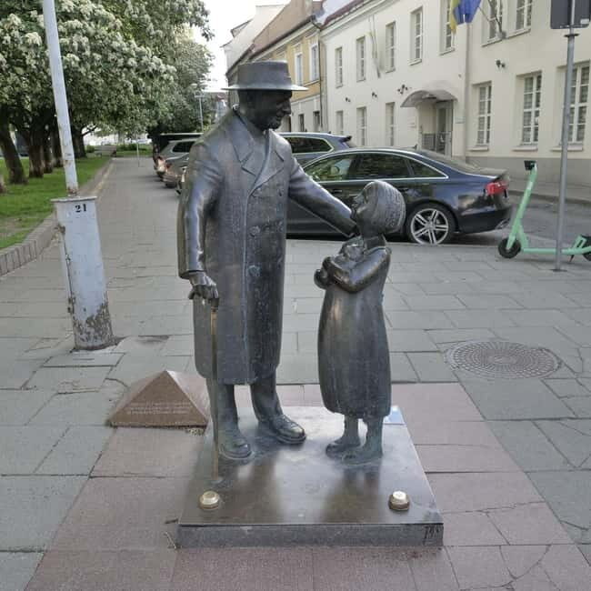 Audio Tour of Vilnius Old Town Core and the South Part 2in1 - What You Get and How It Works