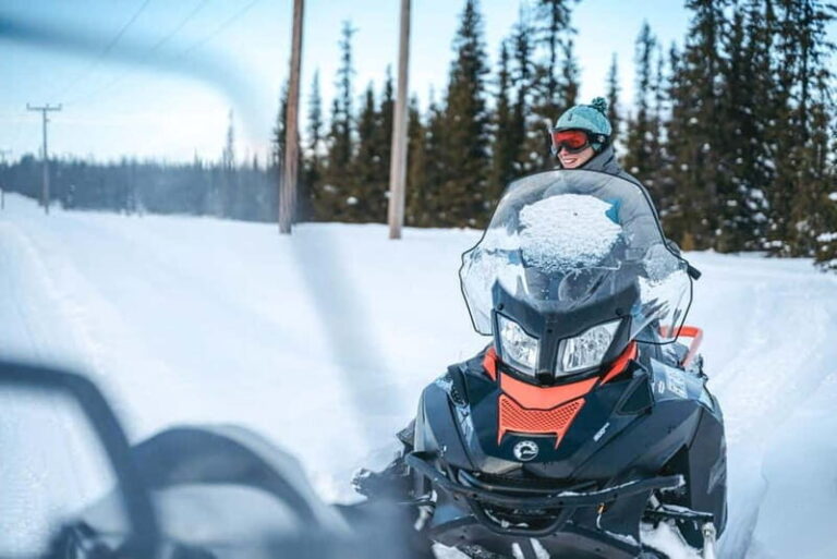 Aurora Hunt on Snowmobile - small groups - The Details That Make a Difference