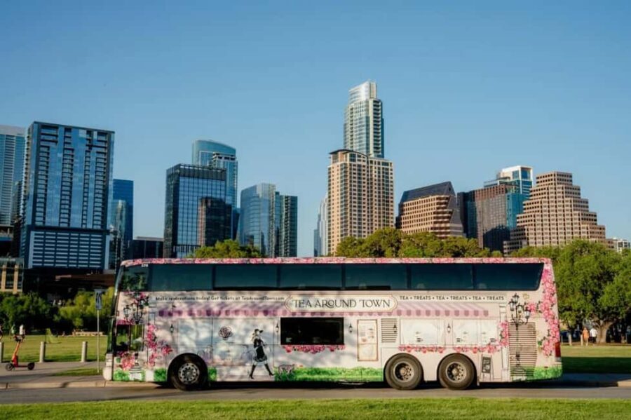 Austin: Tea Around Town Bus Tour with Live Music - The Scenic Highlights