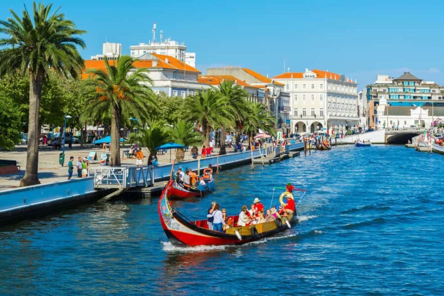 Aveiro: Half-Day Tour from Porto with Optional Cruise - The Itinerary in Detail