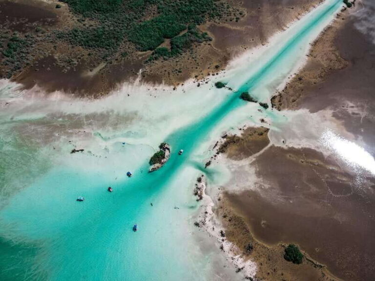 Bacalar: Lake of Seven Colors Pontoon Tour with Fruit - An In-Depth Look at the Lake of Seven Colors Pontoon Tour
