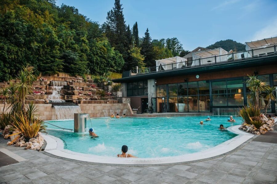Bagno di Romagna: 2 hours Thermal Pool + Aperitif - The Details of the Thermal Pool Experience