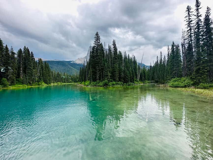 Banff/Calgary:1-Day to Lake Louise,Moraine Lake,Emerald Lake - Who Will Love This Tour?