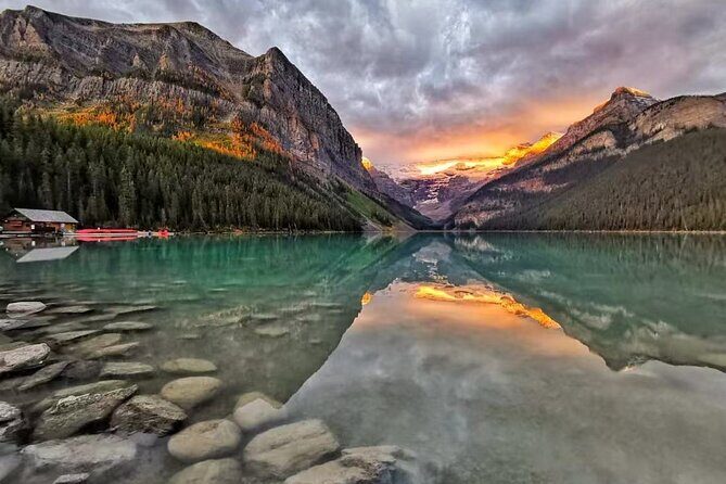 Banff/Canmore to Moraine Lake & Lake Louise private tour - The Sum Up