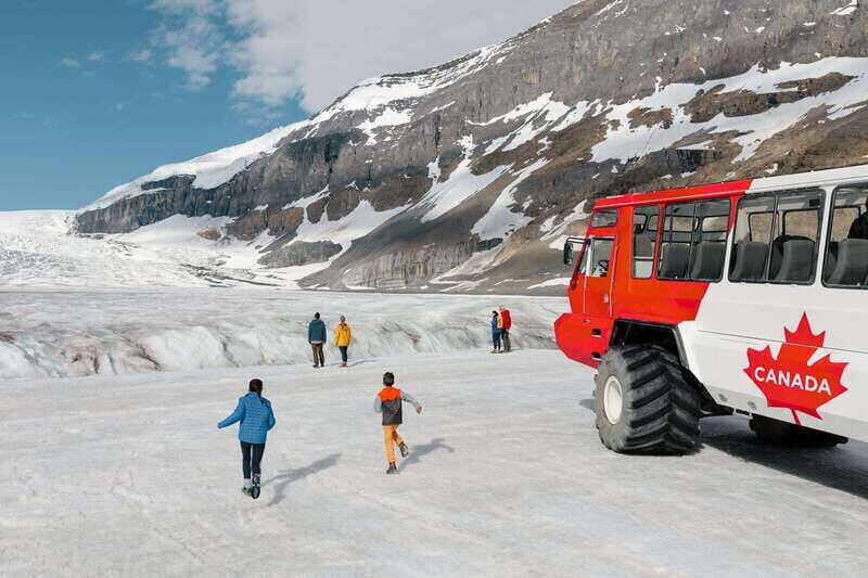Banff: Columbia Icefield, Skywalk, Parkway, Bow & Peyto Lake - Making the Most of Your Day
