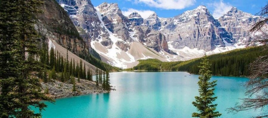 Banff : Lake Louise, Moraine, Emerald & Johnston Canyon tour - What’s Included and What To Consider