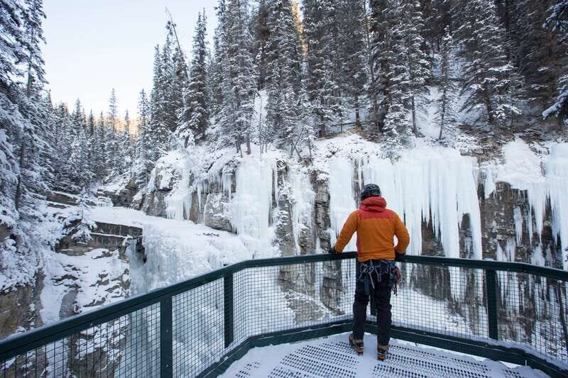 Banff: Premium Johnston Canyon Frozen Falls Guided Adventure - Exploring the Route and Itinerary