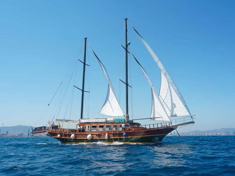 Barcelona: Boat and Supercar Driving Experience - Practical Details: What to Know Before Booking