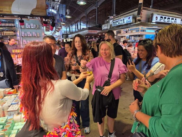 Barcelona: Delicious Food Tour and City Center Sightseeing - Price and Value