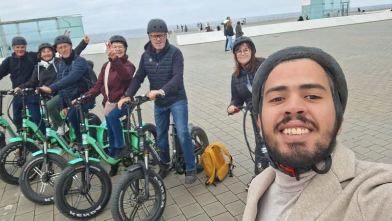 Barcelona: explore the city center and the beach on an electric scooter and e-bike - Exploring the Itinerary: What You Can Expect