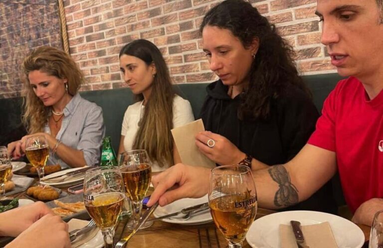 Barcelona: Gaudí, Modernism & a Taste of Catalonia - Exploring Passeig de Gràcia and Eixample