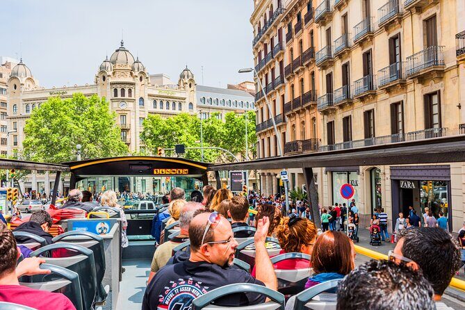 Barcelona Hop On Hop Off Bus Tour With Aquarium Admission - Who Will Benefit Most?