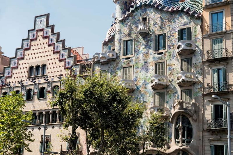 Barcelona in a Day: 6-Hour Scenic & Cultural Highlights Tour - What’s Included & What’s Not