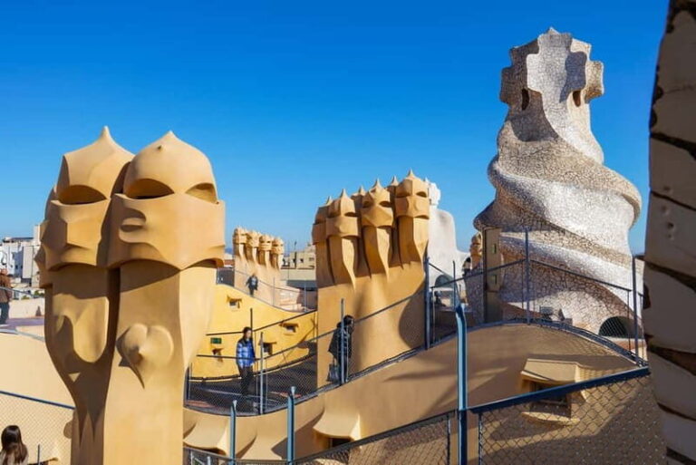 Barcelona: La Pedrera Private Tour with Casa Batlló Ticket - What’s Included and What Not