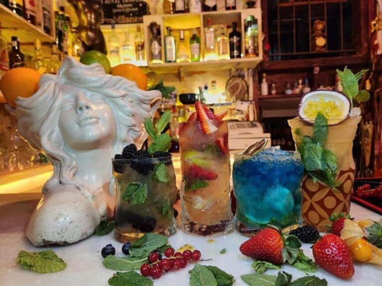 Barcelona: Mojito Tasting Experience & Tapas with Mixologist - Why This Experience Offers Value