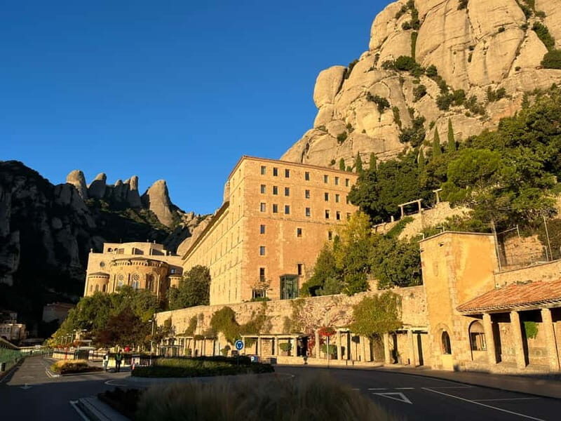 Barcelona: Montserrat Early Trip  Cable Car, Abbey & Hike - In-Depth Breakdown of the Itinerary