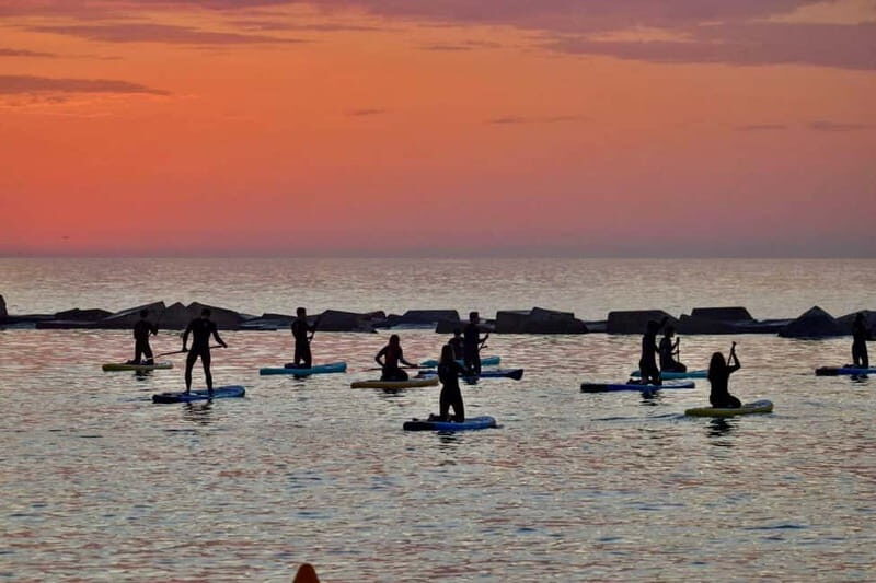 Barcelona: Paddleboarding at Sunrise. Includes: instructor, photos, equipment - Equipment and Safety Measures