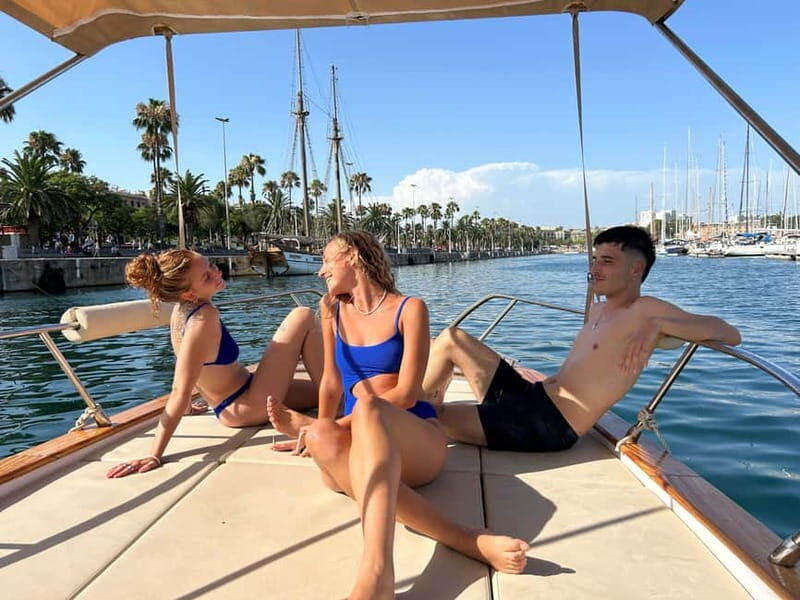 Barcelona: Private Classic Yacht Tour with Drinks - The Itinerary Breakdown: What to Expect