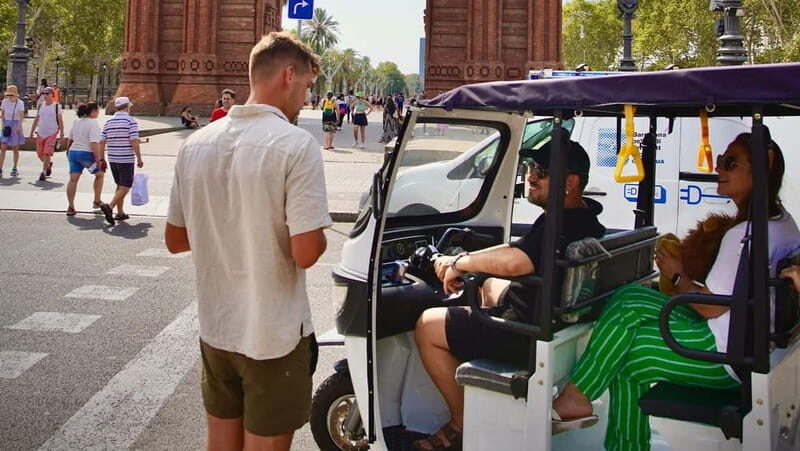 Barcelona: Private Hop-On Hop-Off Lion Tuk Tuk Tour - The Reality According to Reviews
