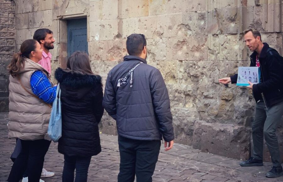 Barcelona: Ramblas, Old Town & Gaudí Houses Walking Tour - Why This Tour Offers Great Value