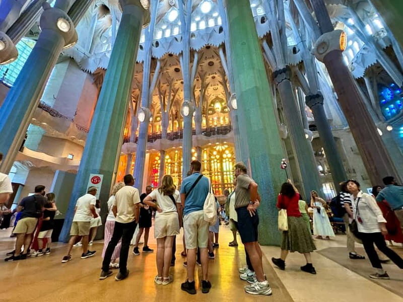 Barcelona: Sagrada Familia, La Pedrera & Cava Tasting Tour - Deep Dive into What Makes This Tour Stand Out