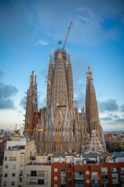 Barcelona: Sagrada Familia Tour Priority Access & Add-ons - The Itinerary in Detail