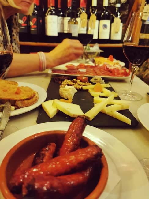 Barcelona: Tapas and Wine at the Hidden Bodegas Experience - What to Expect from the Barcelona Tapas and Wine Tour