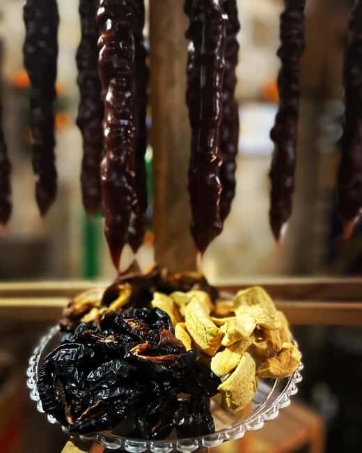 Batumi: Churchkhela Making Masterclass with Snacks - Why This Experience Offers Good Value